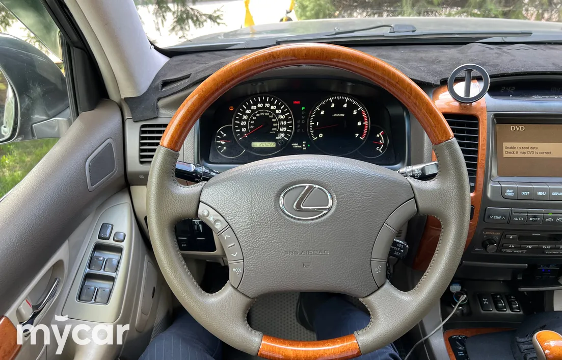 Lexus GX 2004