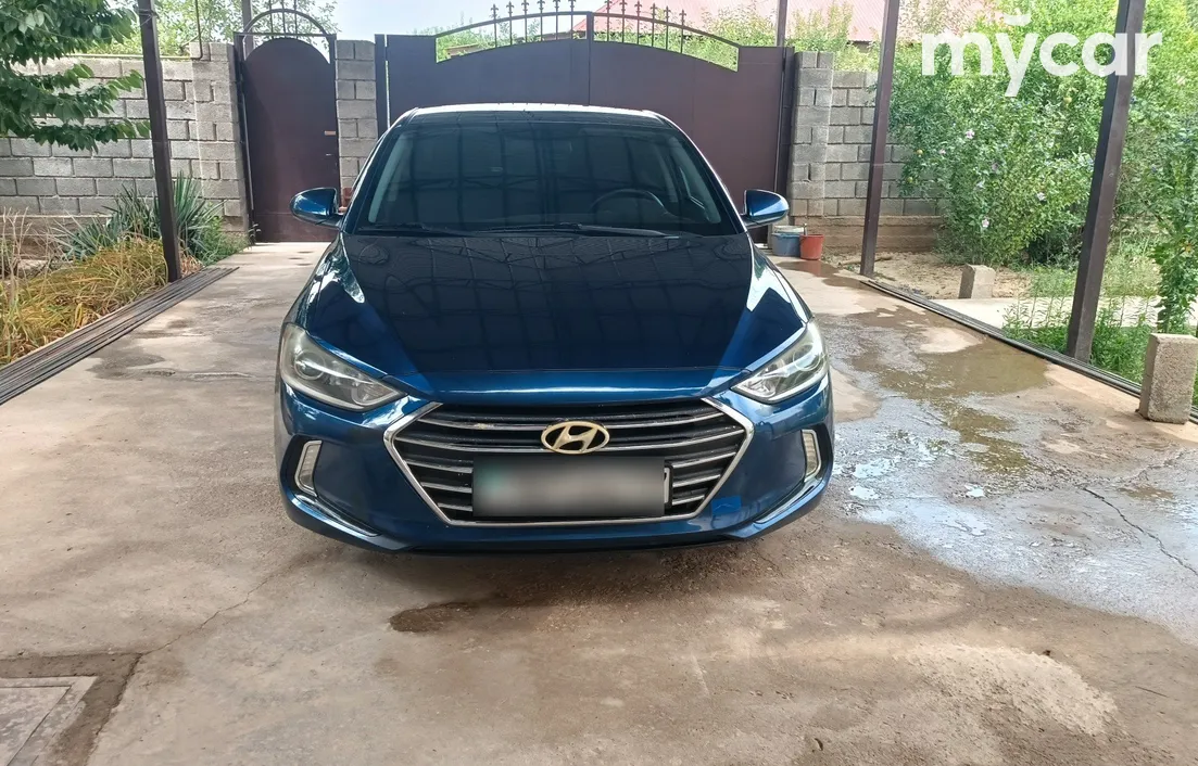 Hyundai Elantra 2016