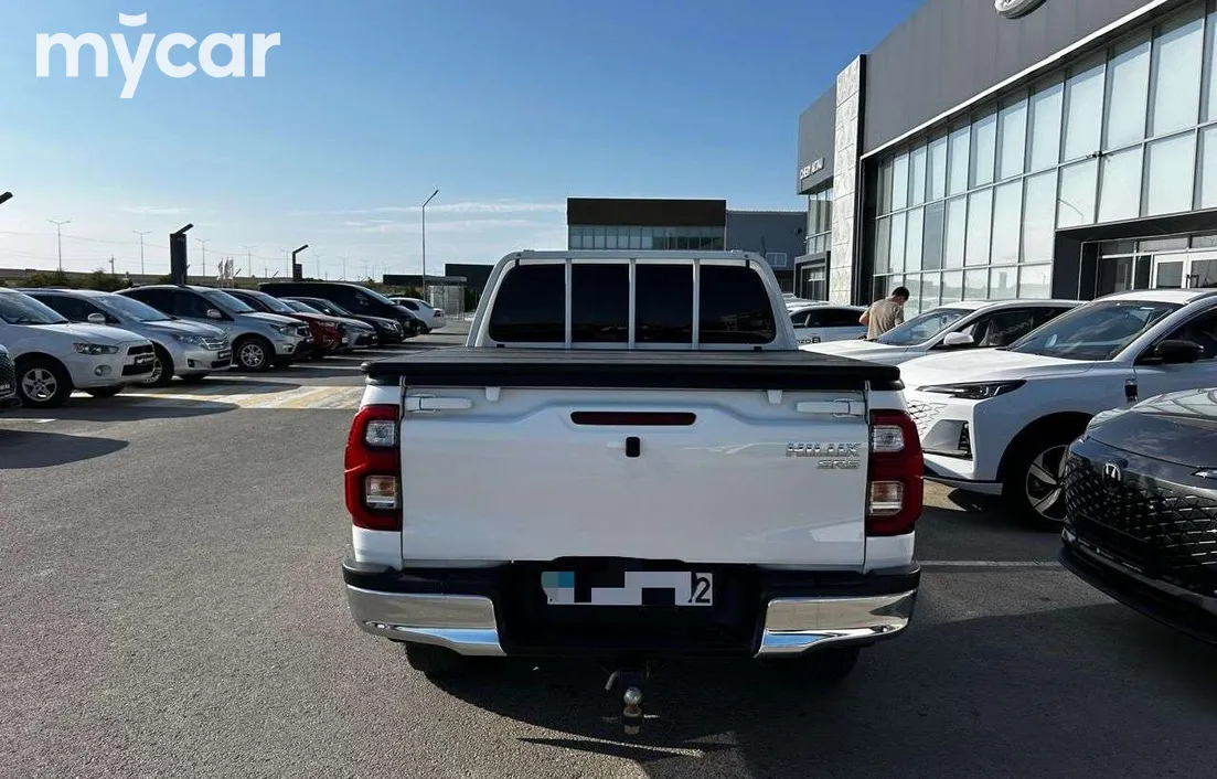 Toyota Hilux 2021