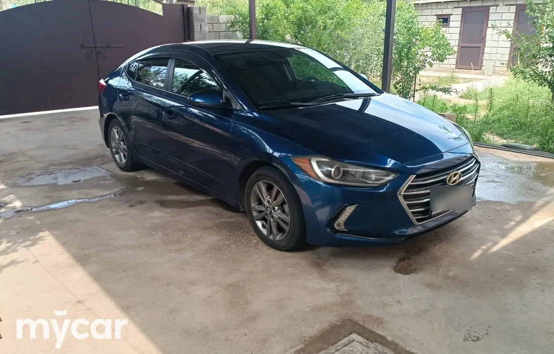 Hyundai Elantra 2016