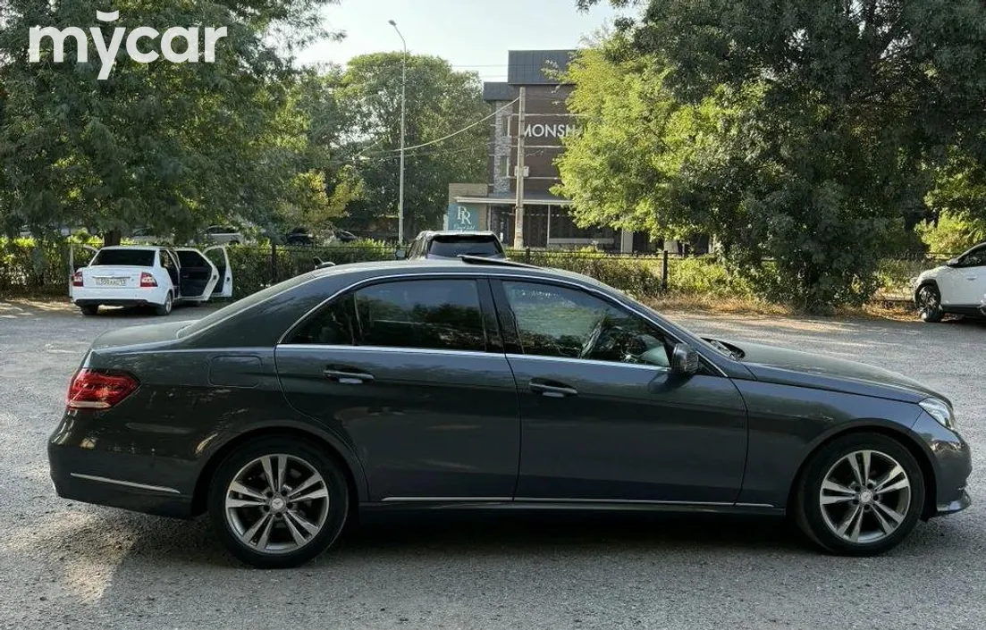 Mercedes-Benz E-Класс 2015