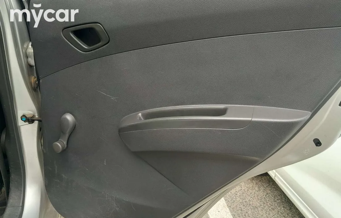 Chevrolet Spark 2012