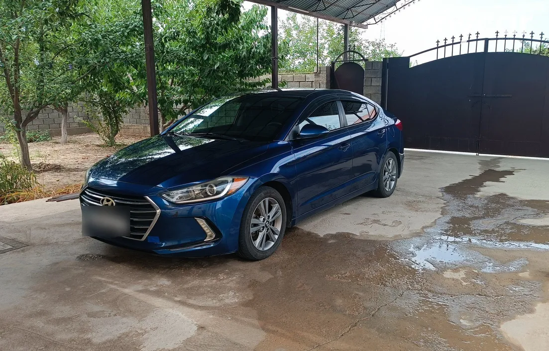 Hyundai Elantra 2016