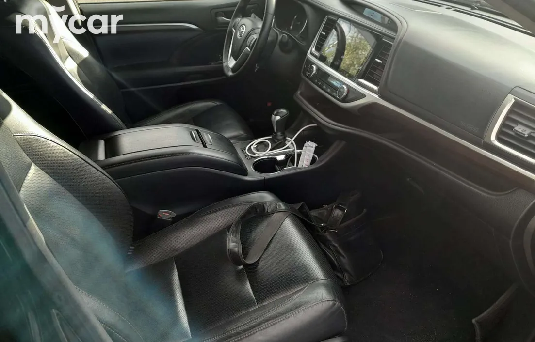 Toyota Highlander 2014
