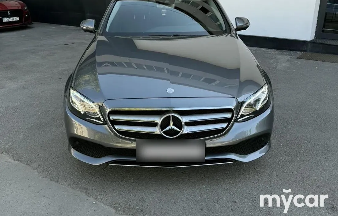 Mercedes-Benz E-Класс 2016
