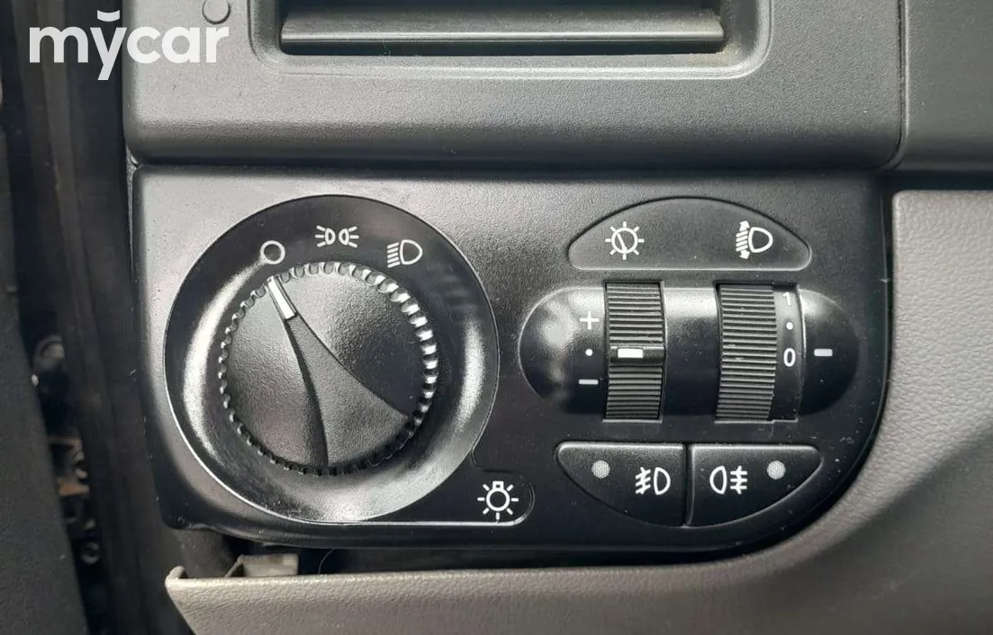 LADA Priora 2012
