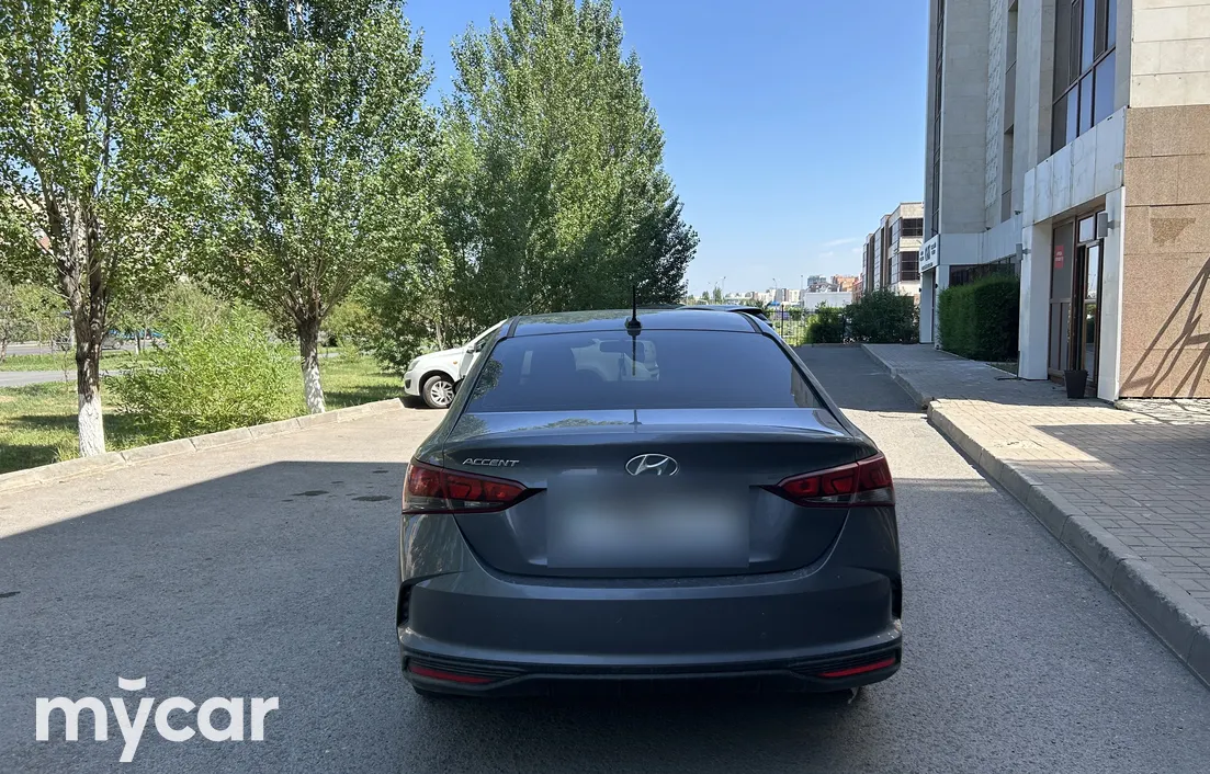 Hyundai Accent 2021