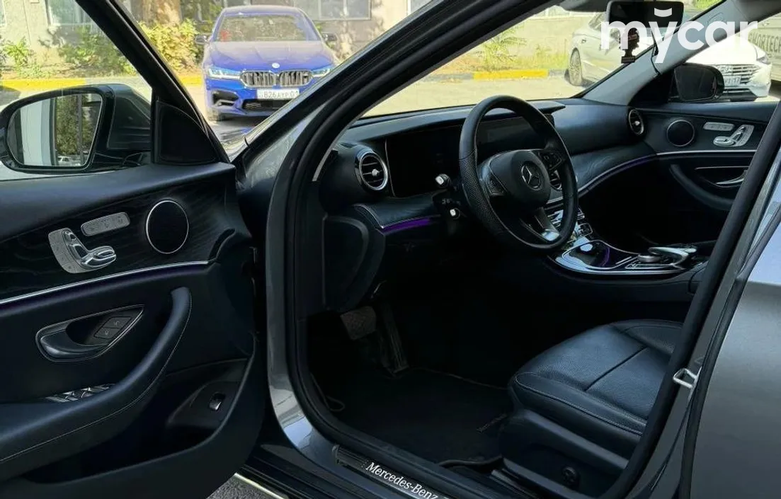 Mercedes-Benz E-Класс 2016