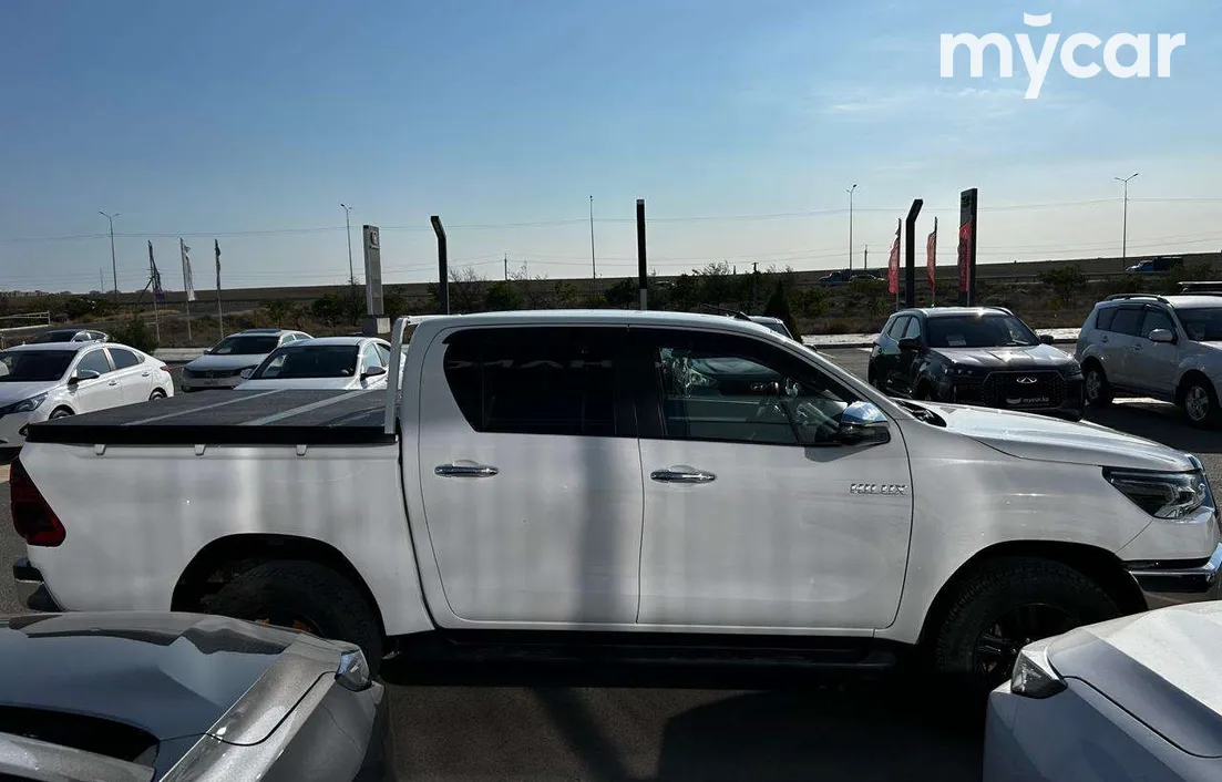 Toyota Hilux 2021