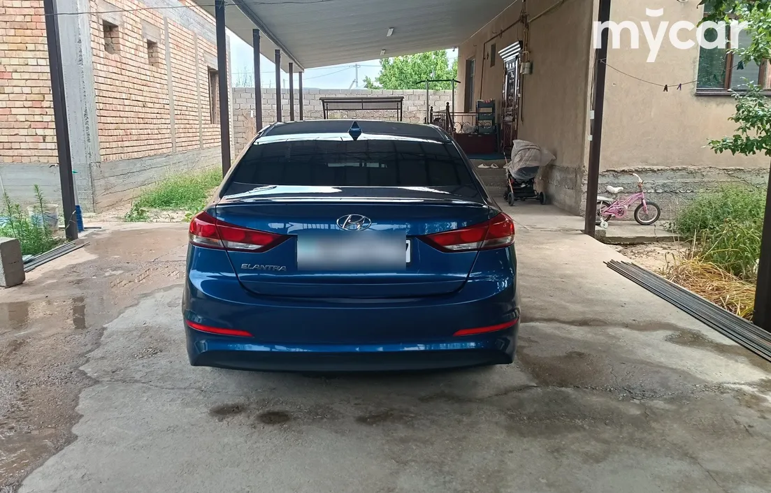 Hyundai Elantra 2016