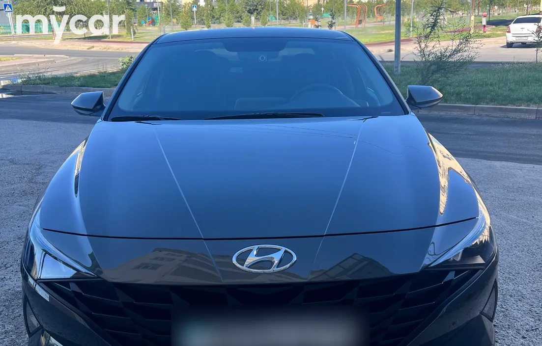 Hyundai Elantra 2021