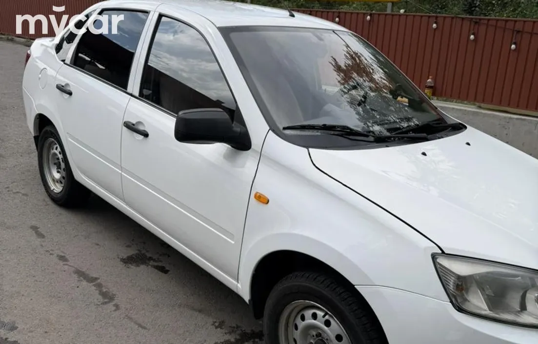 LADA Granta 2013