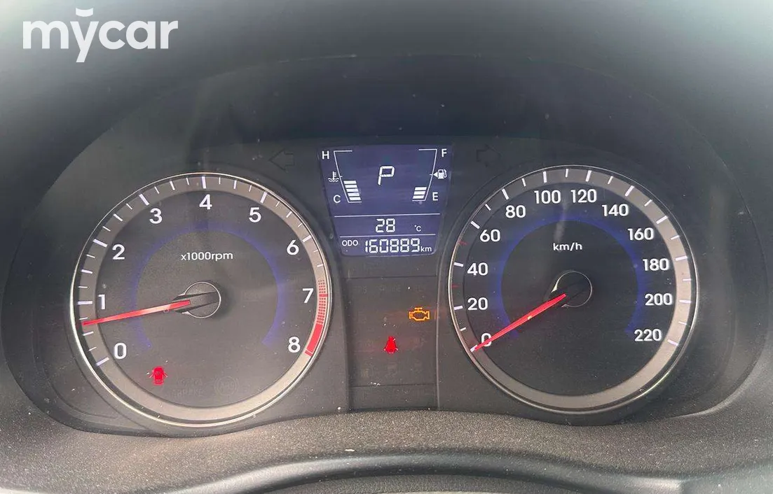Hyundai Accent 2013