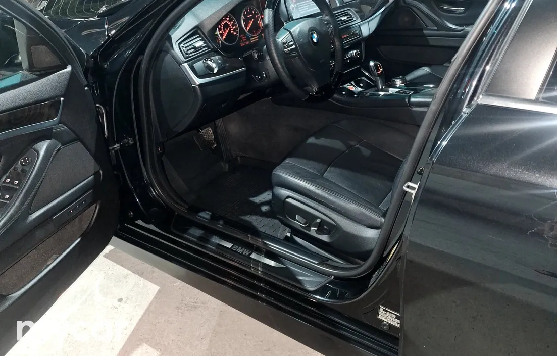 BMW 5 серия 2013
