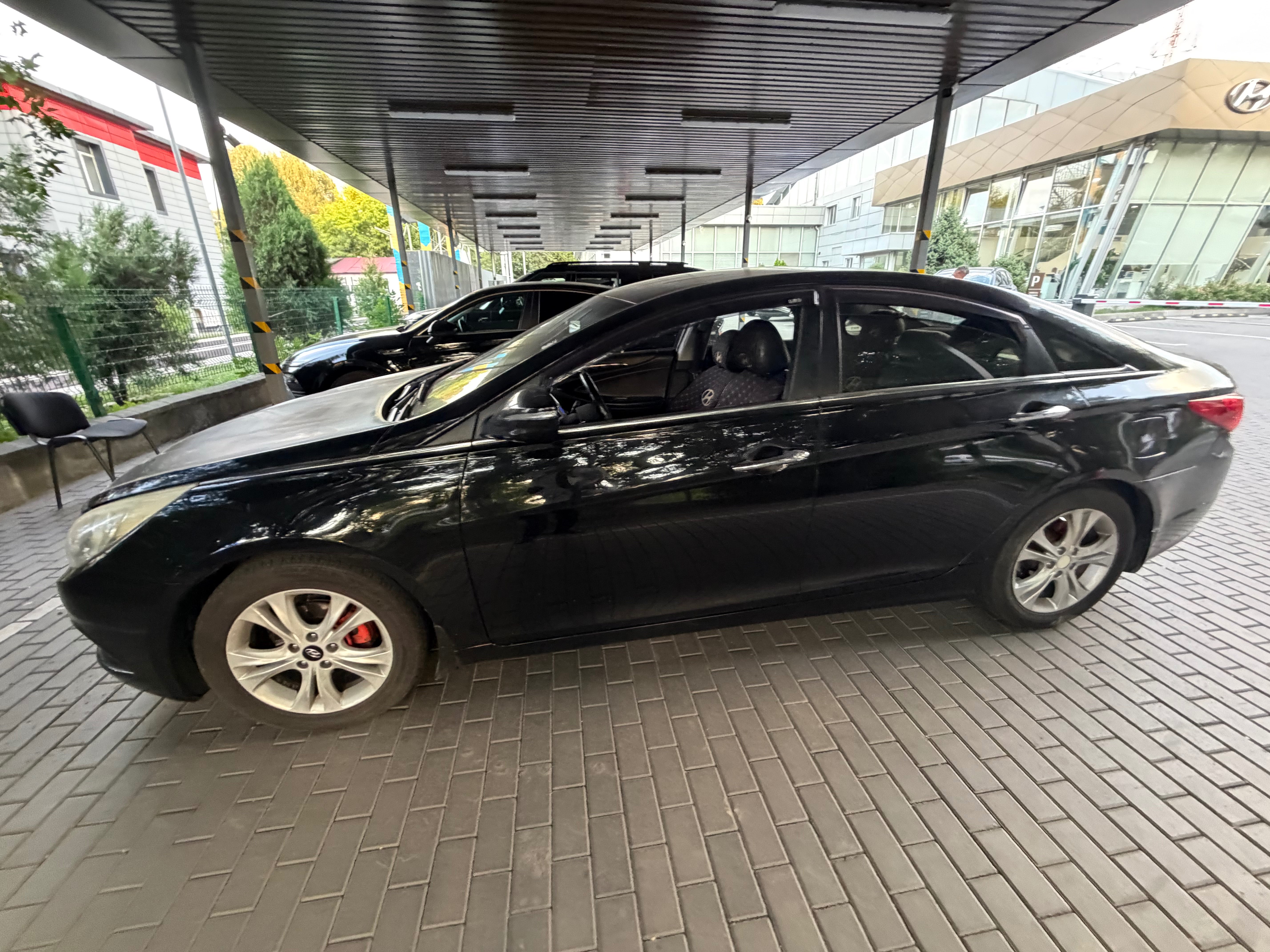 Hyundai Sonata 2011