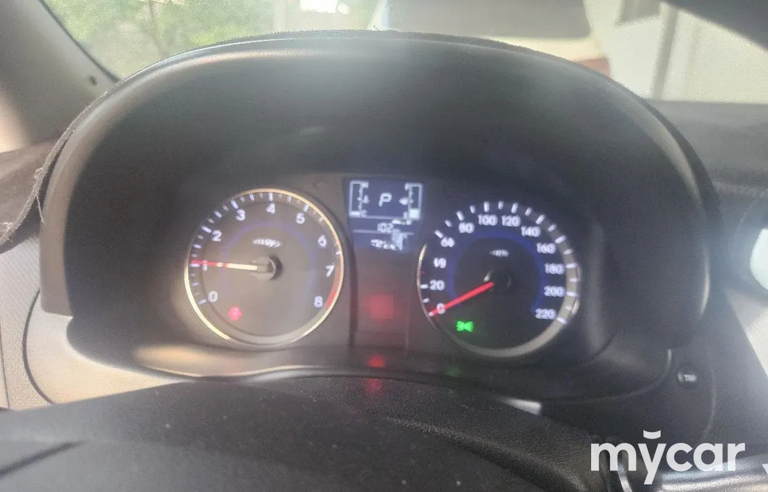Hyundai Accent 2015
