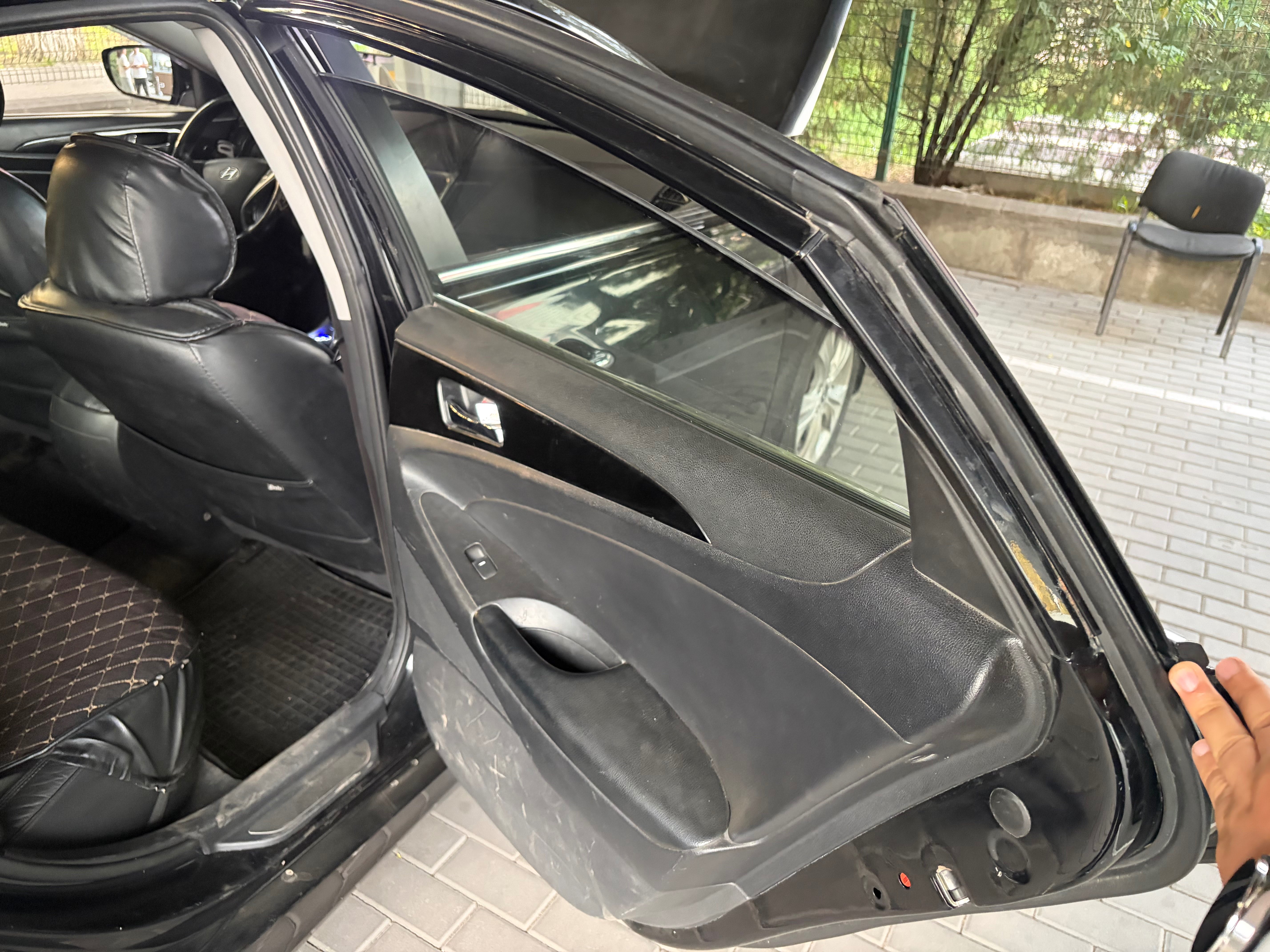 Hyundai Sonata 2011