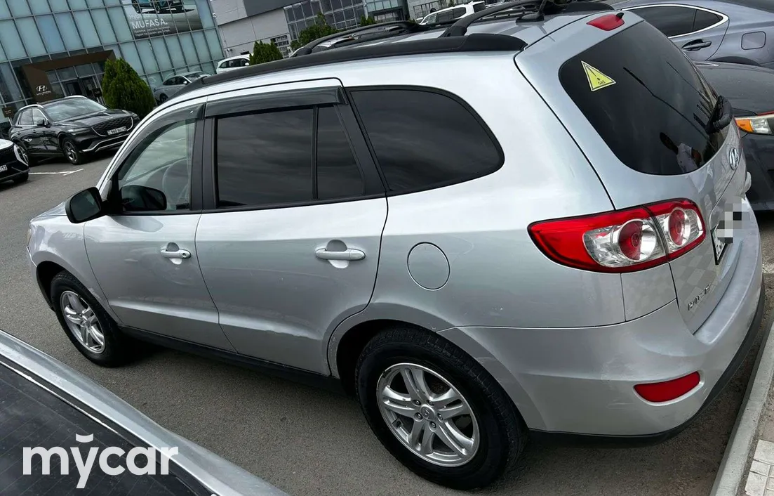 Hyundai Santa Fe 2010