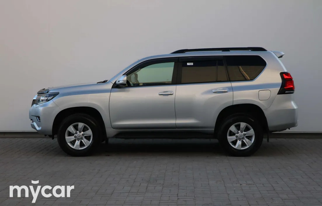 Toyota Land Cruiser Prado 2023