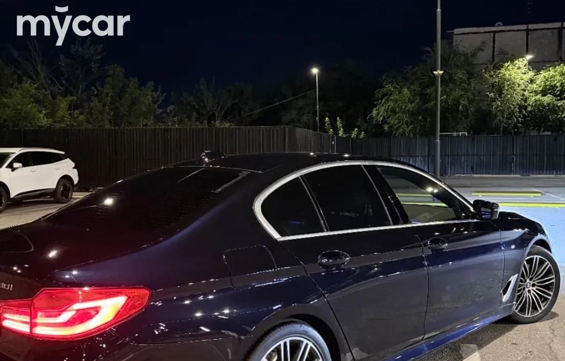 BMW 5 серия 2018