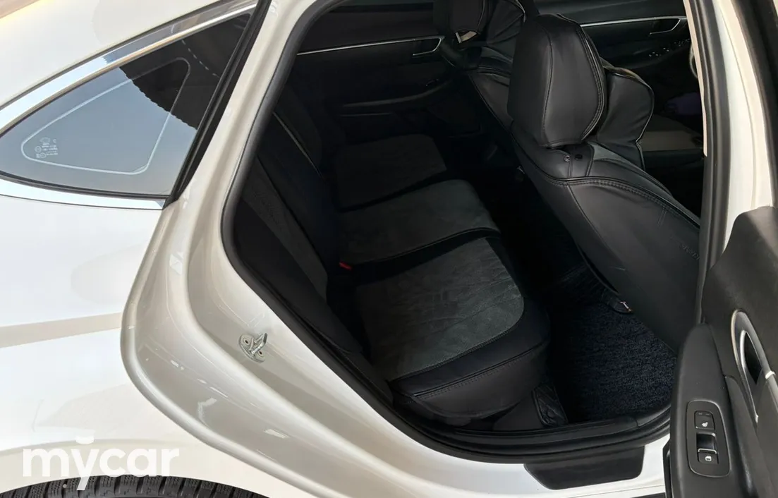 Hyundai Sonata 2020