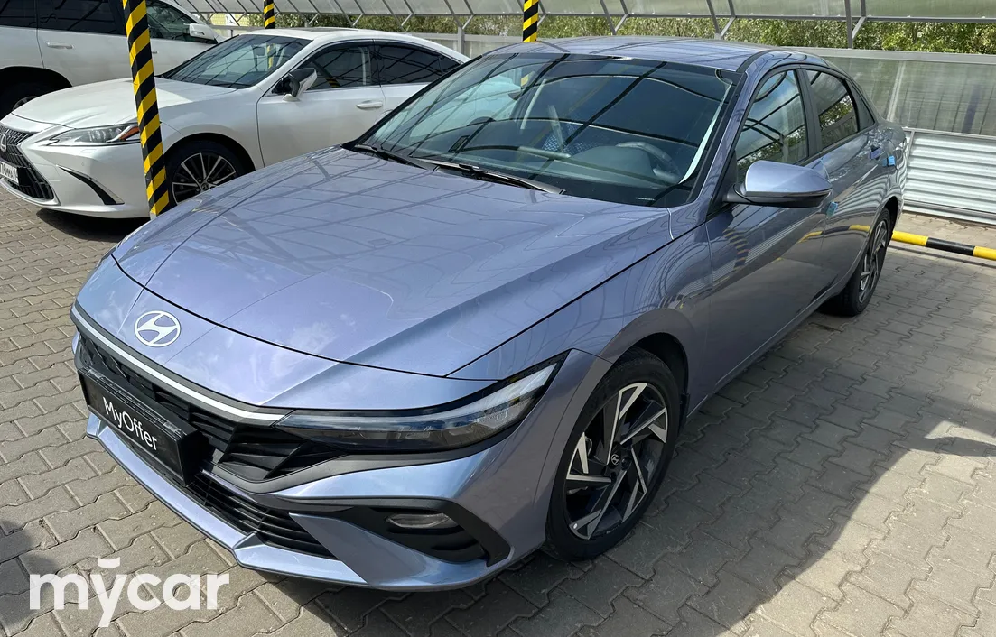 Hyundai Elantra 2025