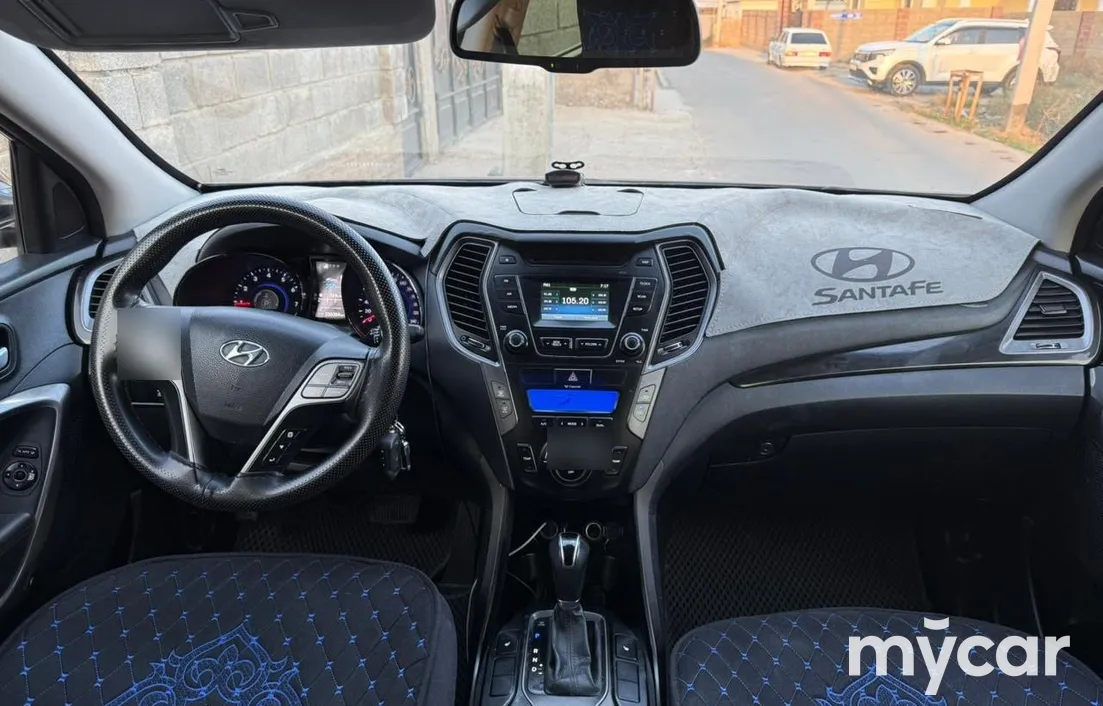 Hyundai Santa Fe 2013