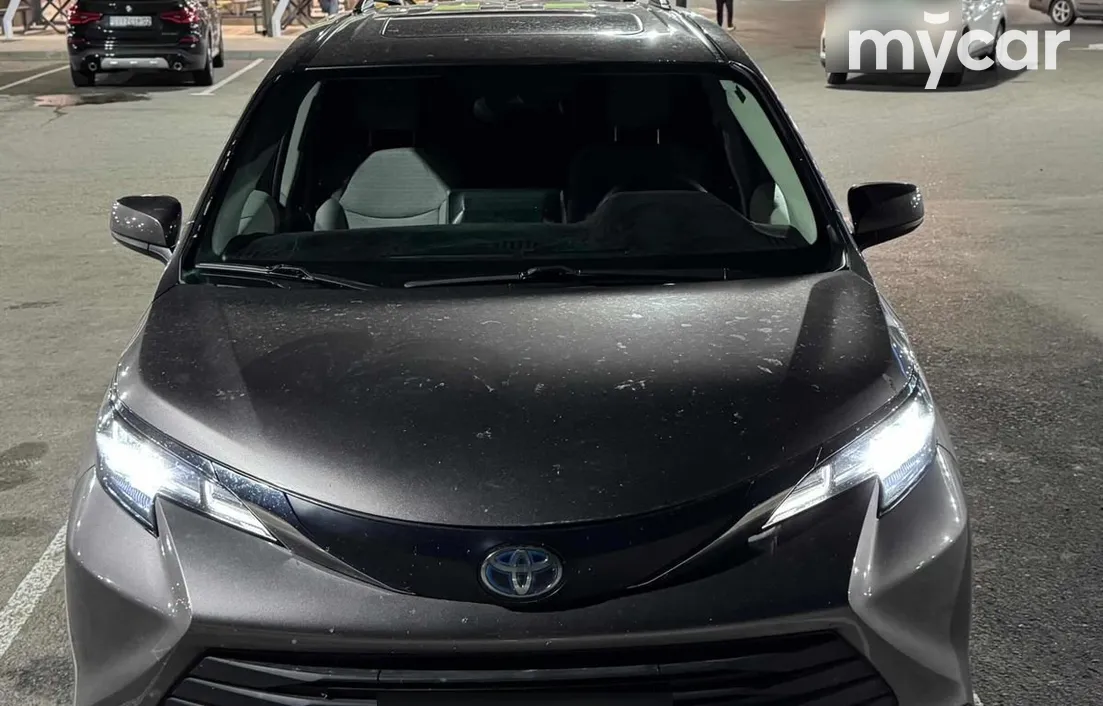 Toyota Sienna 2021