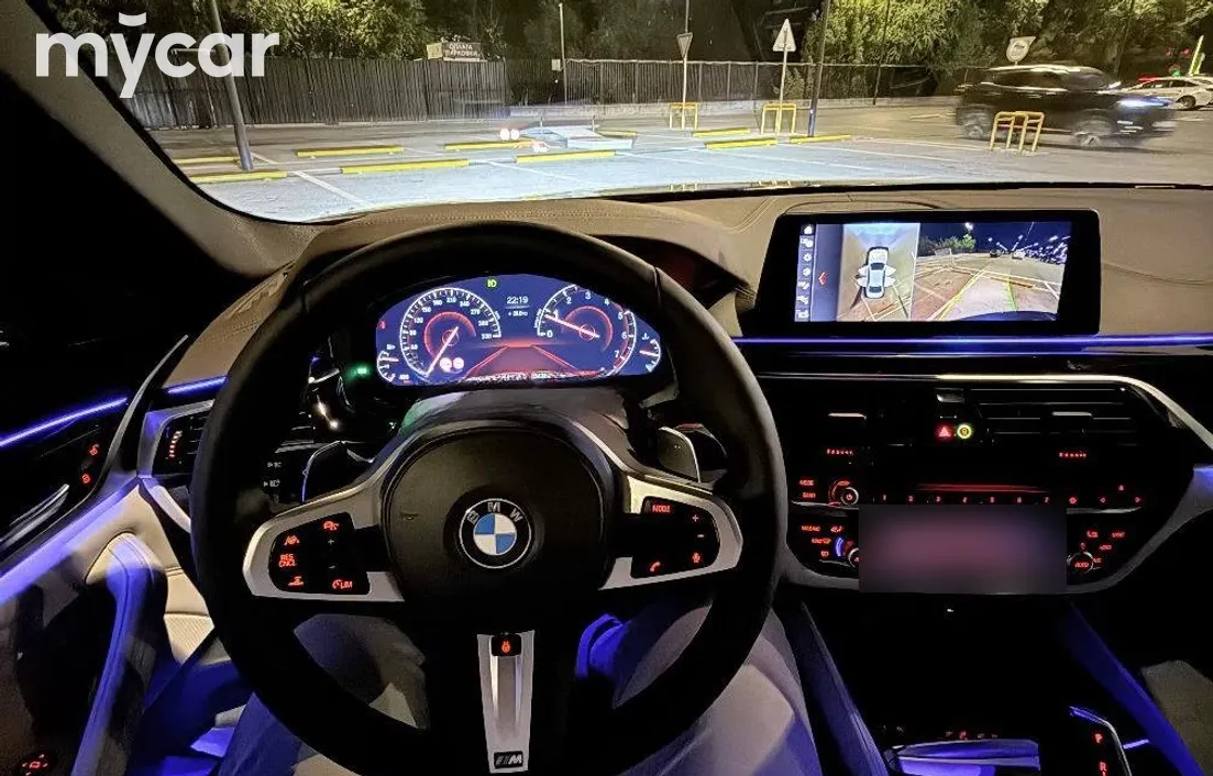 BMW 5 серия 2018