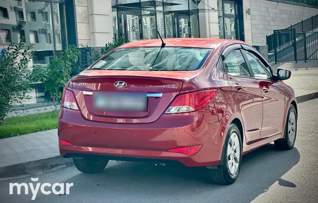 Hyundai Solaris 2015