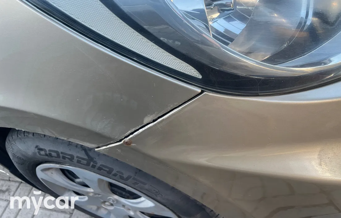 Hyundai Accent 2012