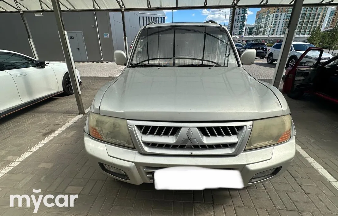 Mitsubishi Pajero 2005