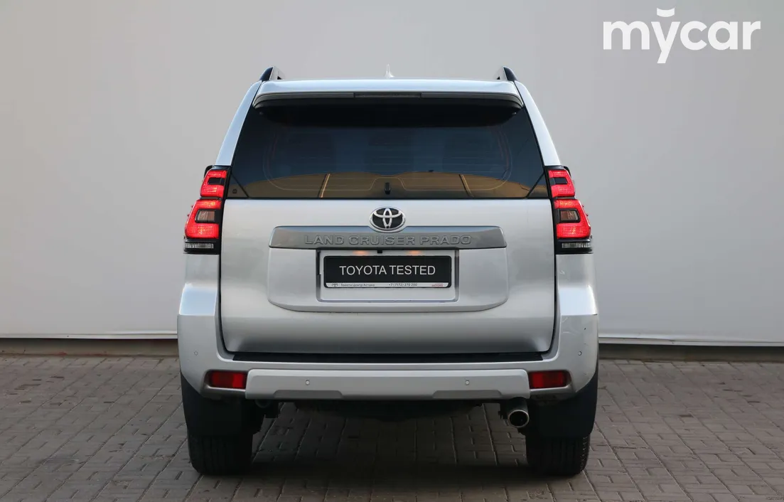 Toyota Land Cruiser Prado 2023