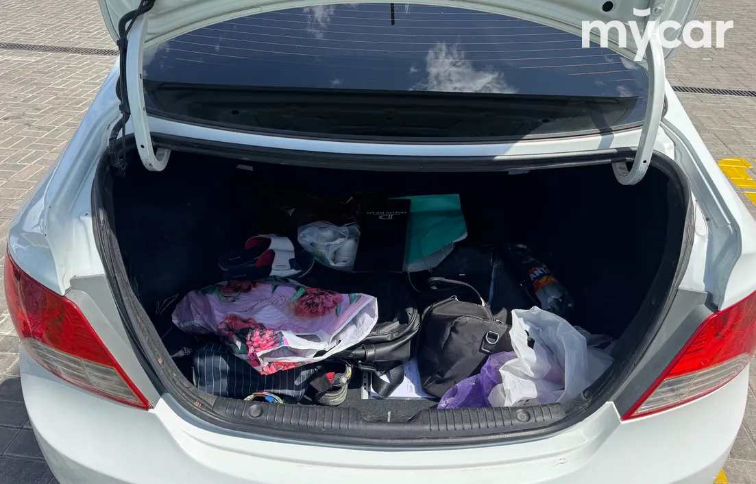 Hyundai Accent 2013