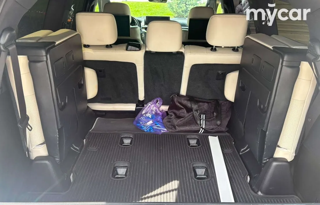 Lexus LX 2019