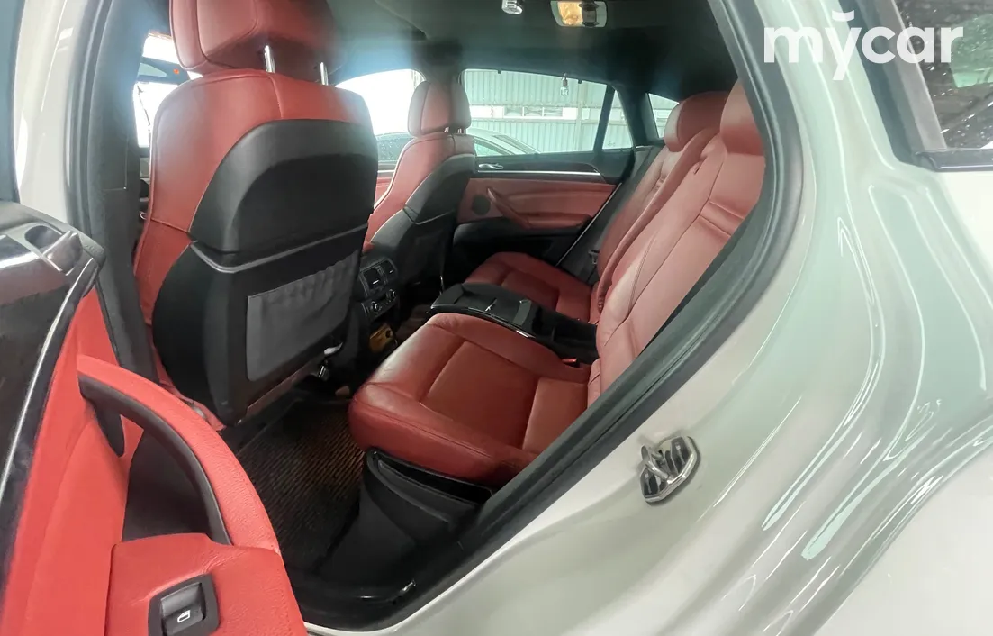 BMW X6 2012