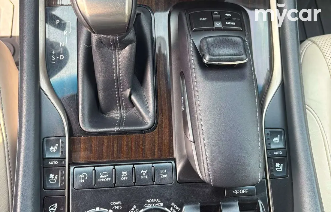 Lexus LX 2019