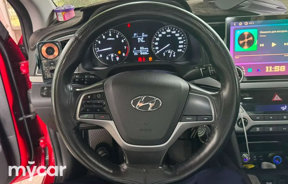 Hyundai Elantra 2018