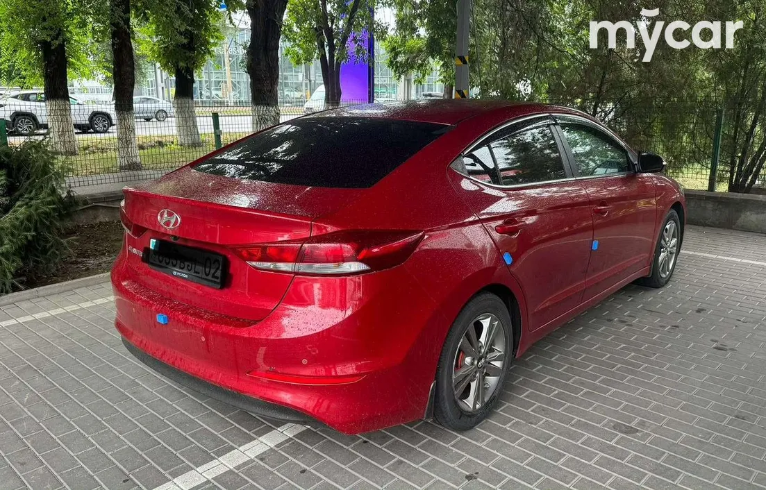 Hyundai Elantra 2018