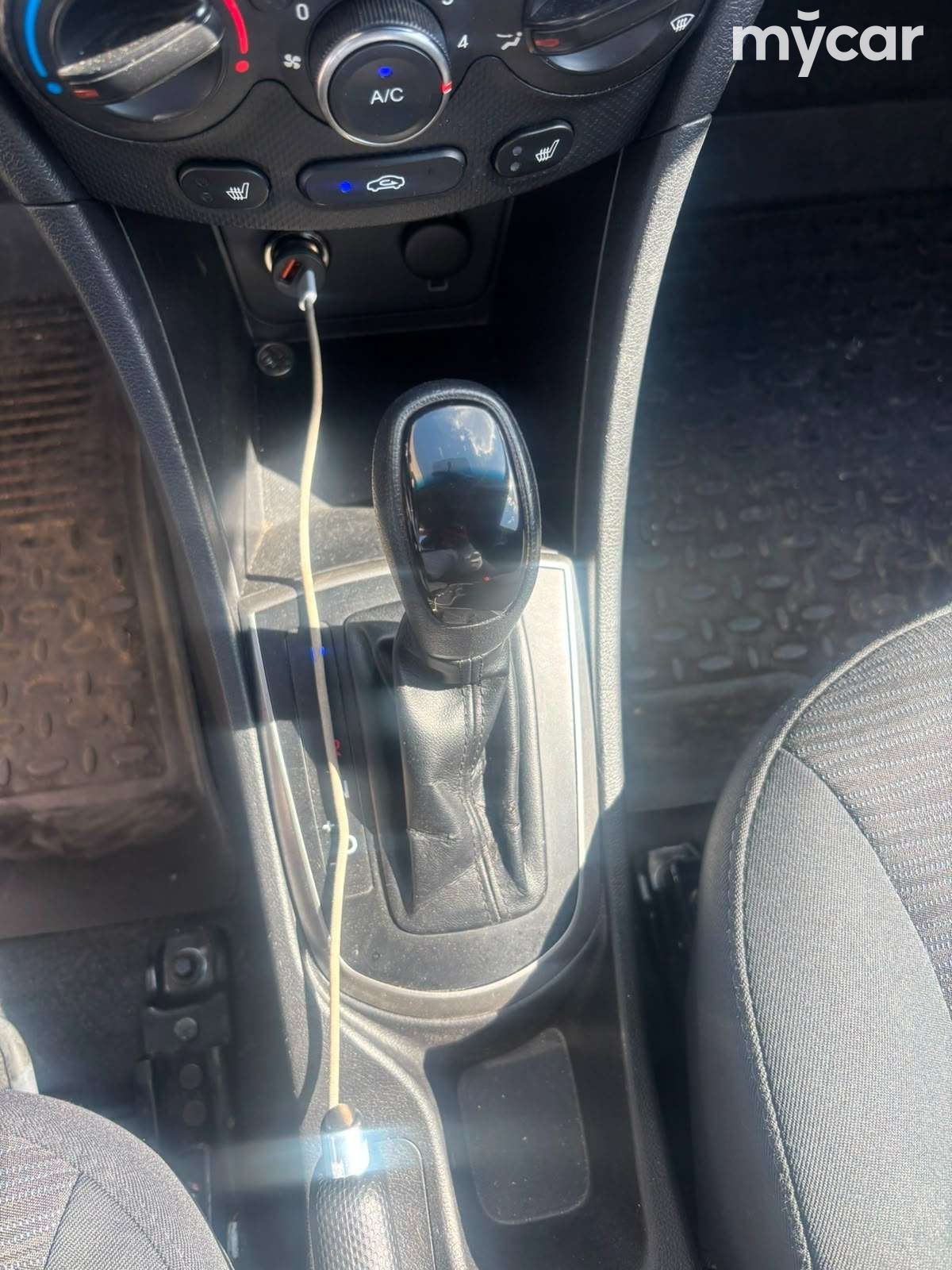Hyundai Solaris 2015