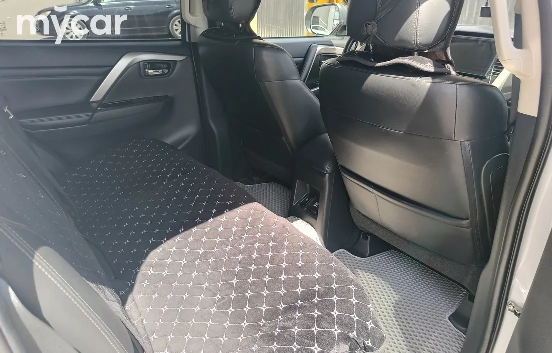 Mitsubishi Montero Sport 2020