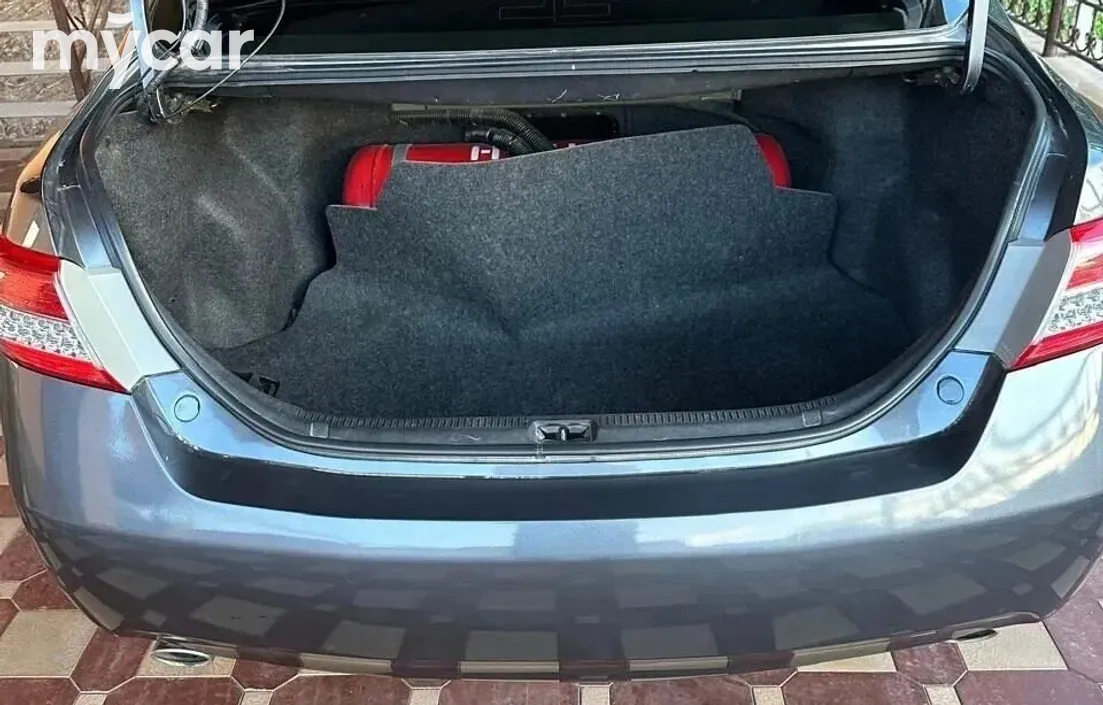 Toyota Camry 2010