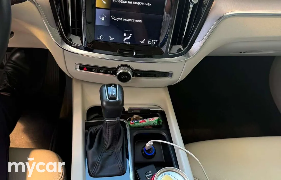 Volvo V60 2020