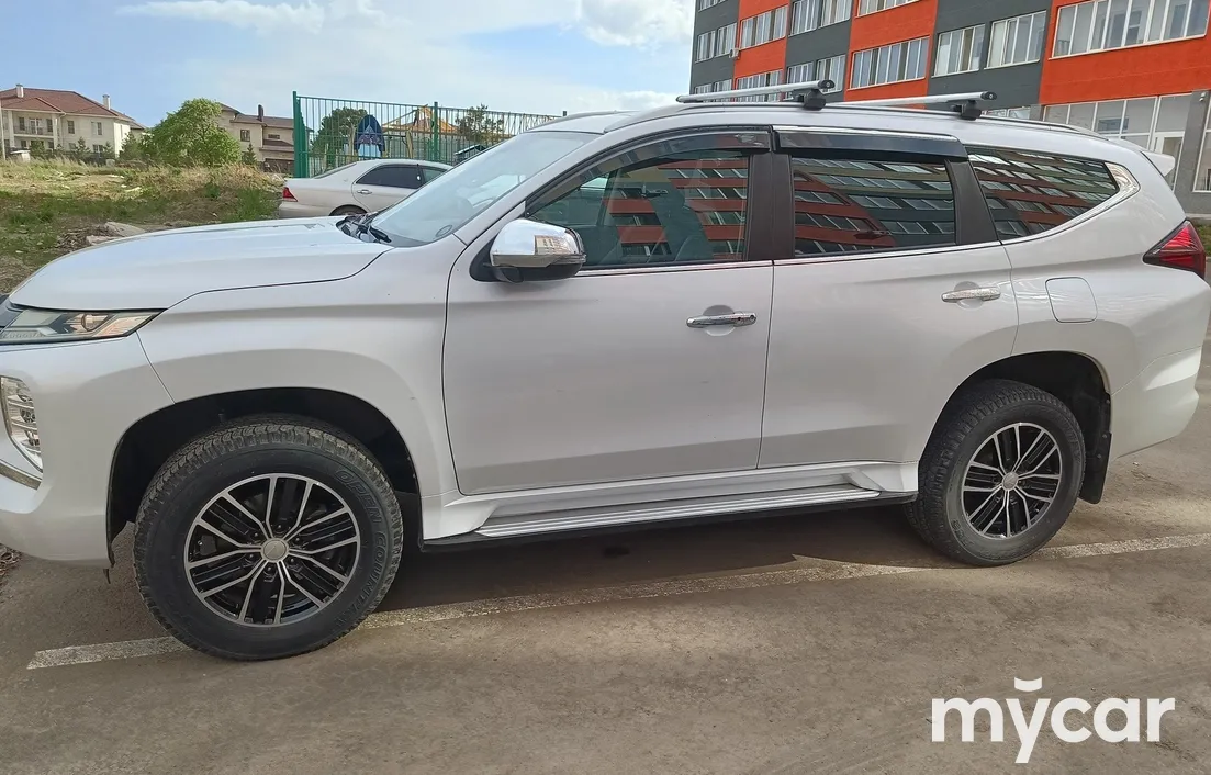 Mitsubishi Montero Sport 2020