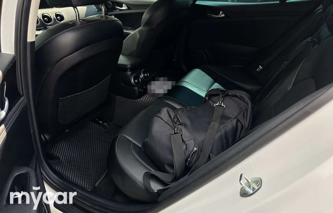 Kia Stinger 2023