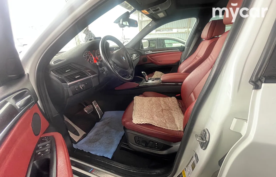 BMW X6 2012