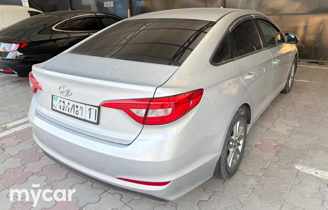 Hyundai Sonata 2015