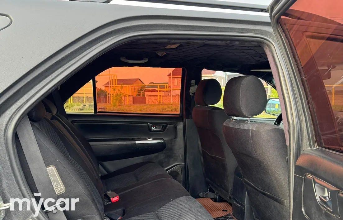 Toyota Fortuner 2014