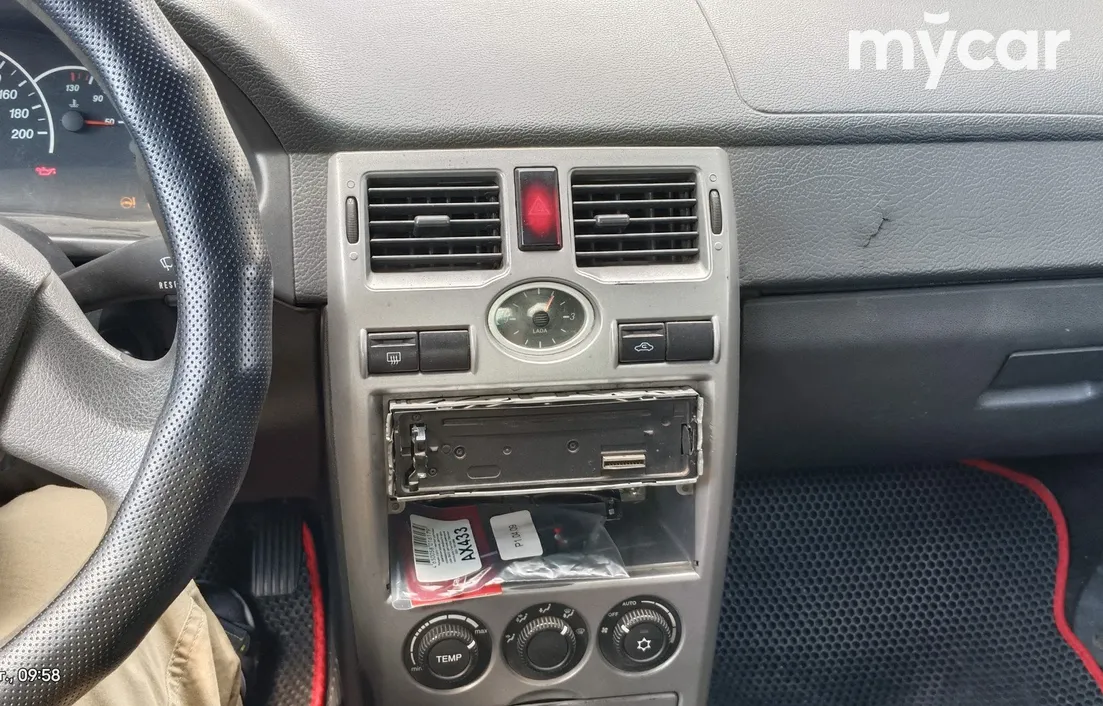 LADA Priora 2013