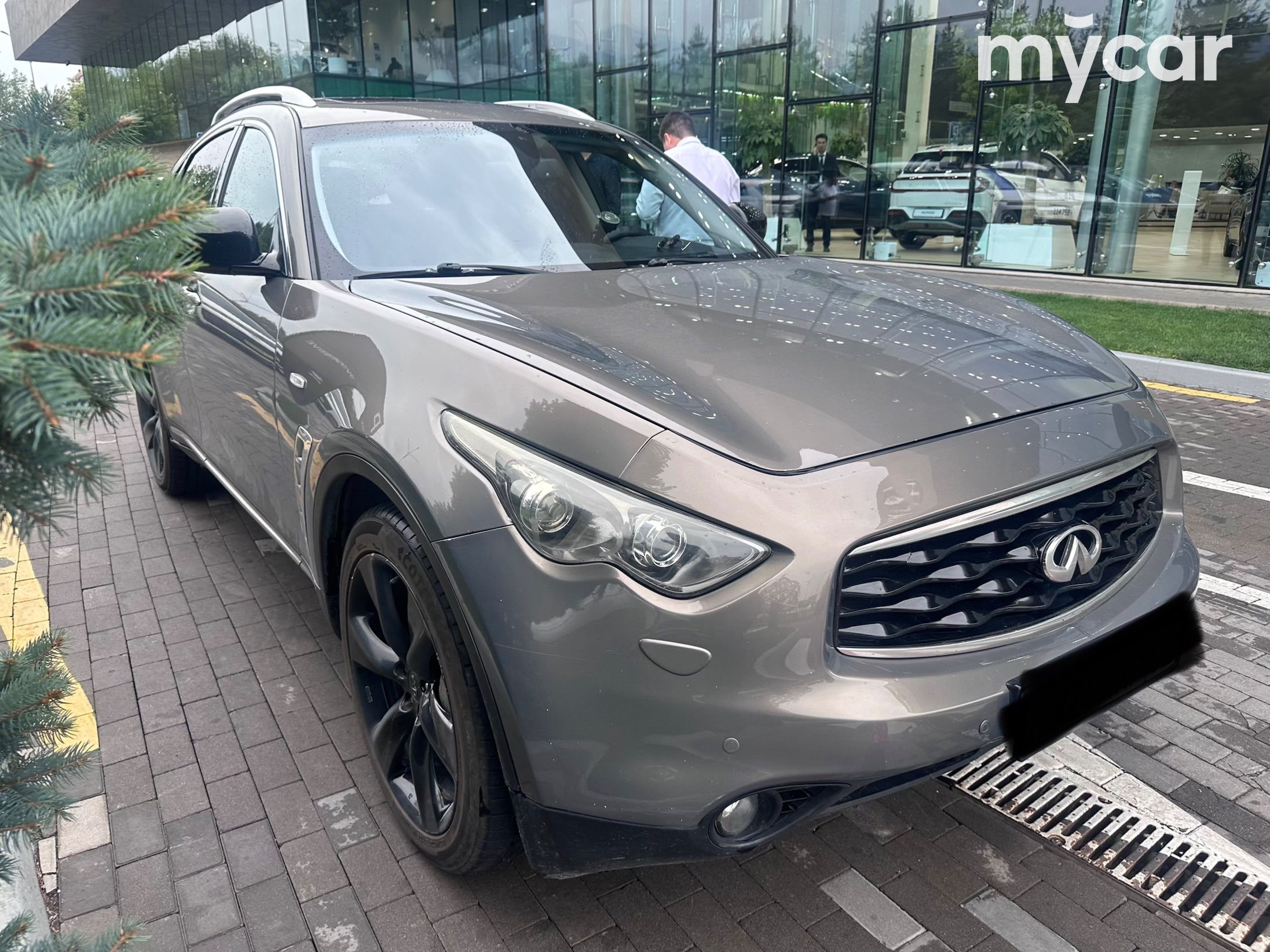Infiniti FX 2010